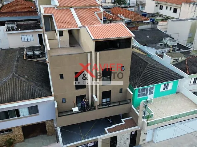 Apartamento 2 quartos e 1 banheiro, à venda, no bairro Vila Cecília Maria em Santo André