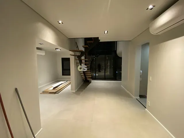 Apartamento 2 quartos e 3 banheiros, para alugar, no bairro Vila Olímpia em São Paulo