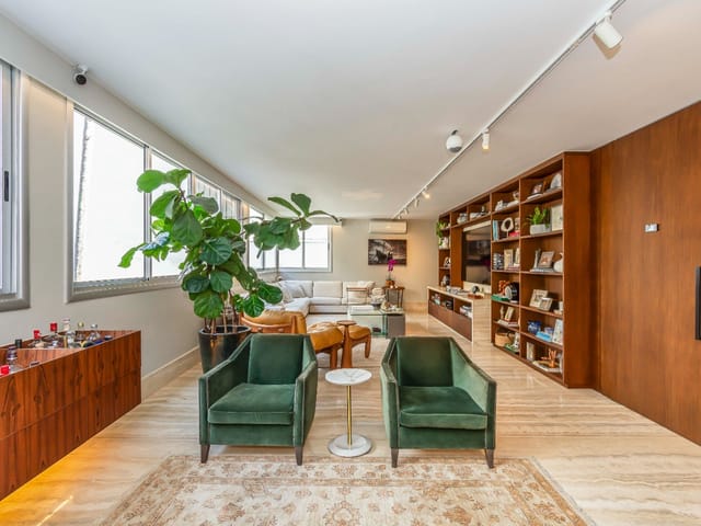 Apartamento com 231m² 4 quartos e 5 banheiros, à venda ou para alugar, no bairro Cerqueira César em São Paulo