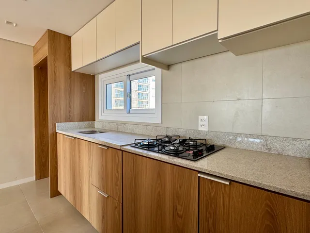 Apartamento 3 quartos e 2 banheiros, à venda, no bairro Três Vendas em Pelotas