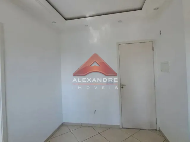 Apartamento com 84m² 2 quartos e 1 banheiro, à venda, no bairro Jardim Ismênia em São José dos Campos