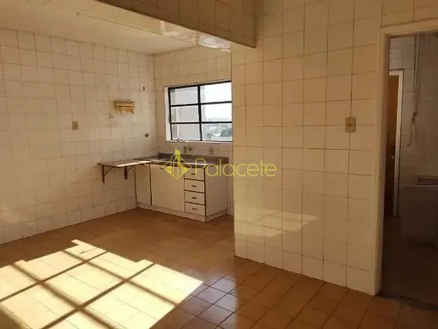 Apartamento 4 quartos e 3 banheiros, à venda, no bairro Centro em Guaratinguetá