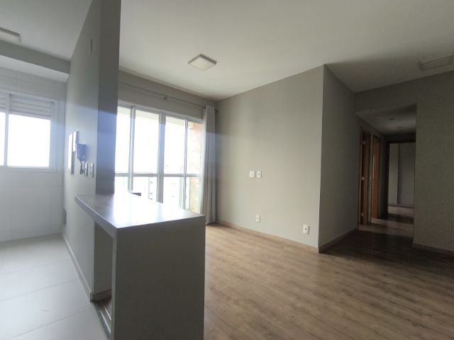 Apartamento 3 quartos e 2 banheiros, para alugar, no bairro Gleba Palhano em Londrina