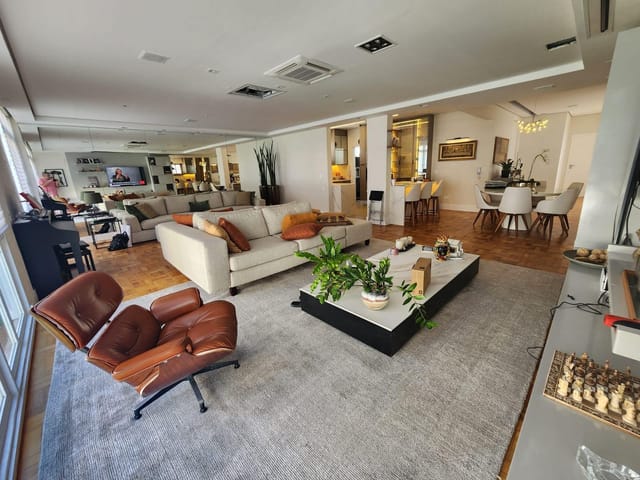 Apartamento com 222m² 3 quartos e 5 banheiros, à venda, no bairro Higienópolis em São Paulo