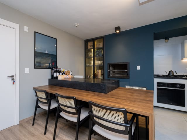 Apartamento com 81m² 2 quartos e 2 banheiros, à venda, no bairro Três Vendas em Pelotas