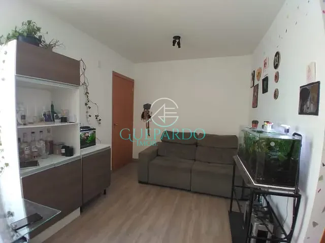 Apartamento com 55m² 2 quartos e 1 banheiro, à venda, no bairro Gleba Esperança em Londrina