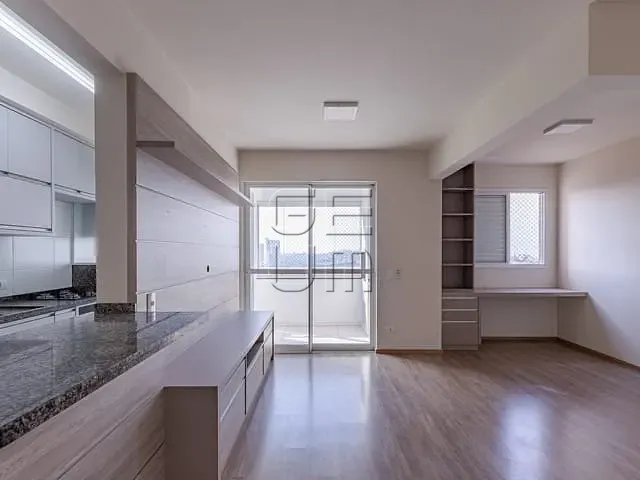 Apartamento 2 quartos e 2 banheiros, à venda, no bairro Aurora em Londrina