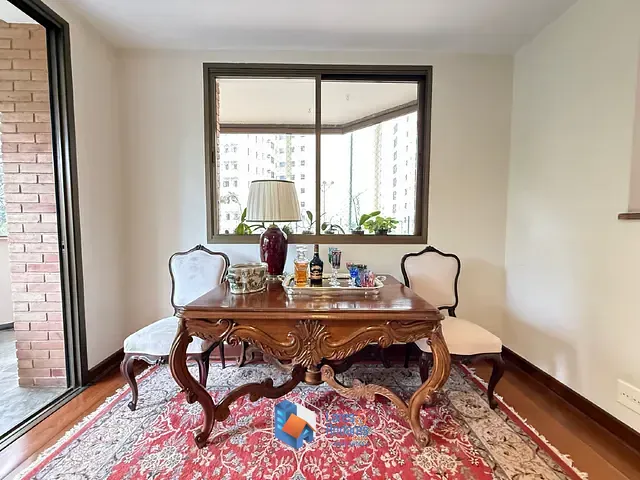 Apartamento com 226m² 3 quartos e 3 banheiros, à venda, no bairro Real Parque em São Paulo