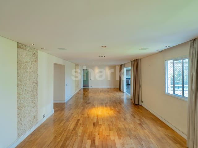 Apartamento com 206m² 3 quartos e 5 banheiros, à venda, no bairro Campo Belo em São Paulo