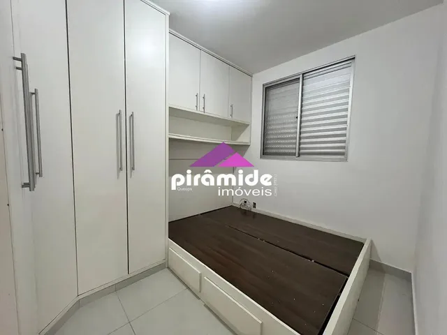 Apartamento com 10m² 2 quartos e 1 banheiro, para alugar, no bairro Palmeiras de São José em São José Dos Campos