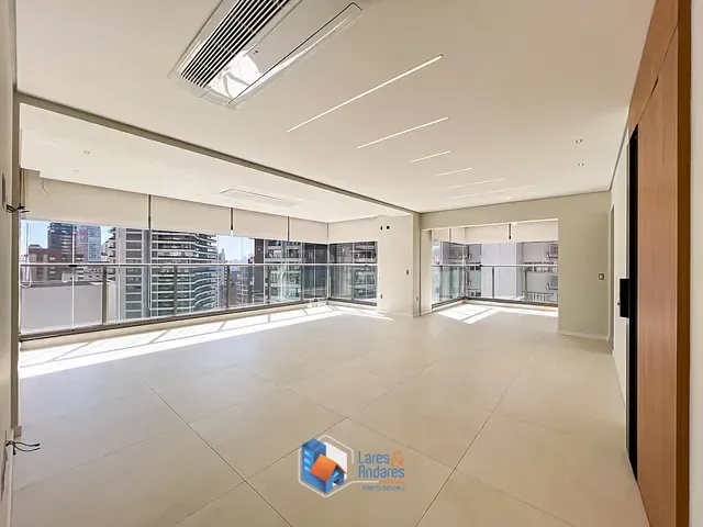 Apartamento com 157m² 3 quartos e 4 banheiros, à venda, no bairro Indianópolis em São Paulo