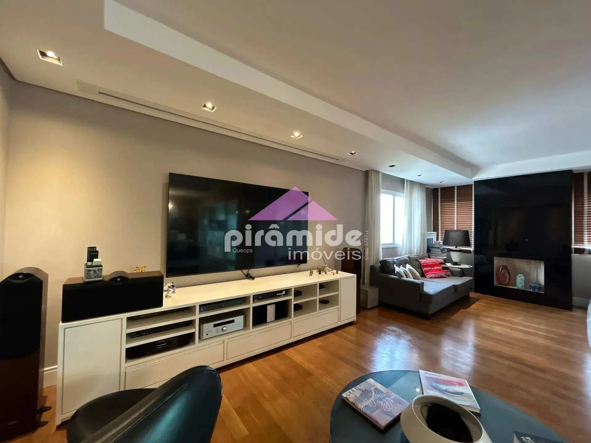 Apartamento, 3 quartos, 259 m² - Foto 7