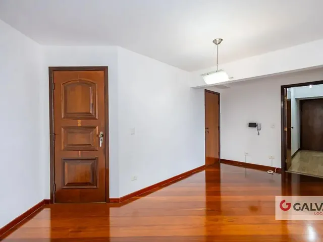 Apartamento 3 quartos e 3 banheiros, para alugar, no bairro Bacacheri em Curitiba