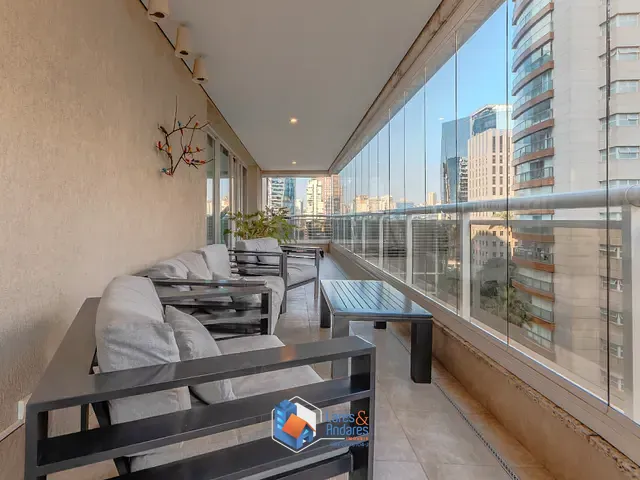 Apartamento com 332m² 4 quartos e 6 banheiros, à venda, no bairro Chácara Itaim em São Paulo
