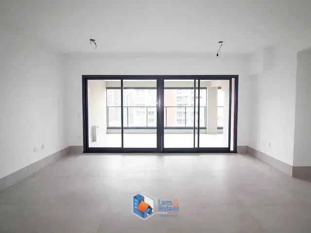 Apartamento com 93m² 3 quartos e 2 banheiros, à venda, no bairro Vila Madalena em São Paulo