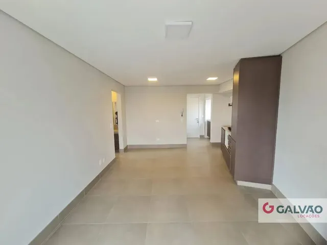 Apartamento 1 quarto e 1 banheiro, para alugar, no bairro Vila Izabel em Curitiba