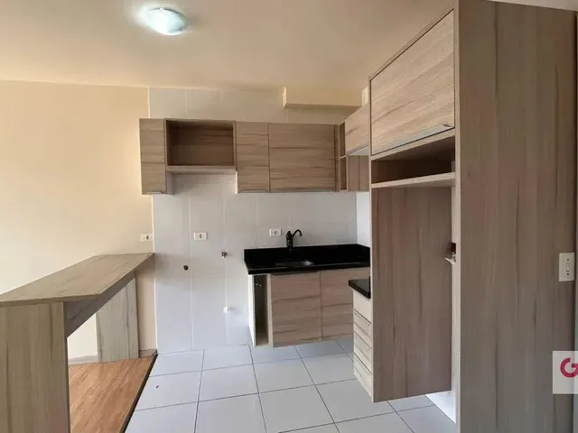 Apartamento 1 quarto e 1 banheiro, para alugar, no bairro Alto Boqueirão em Curitiba