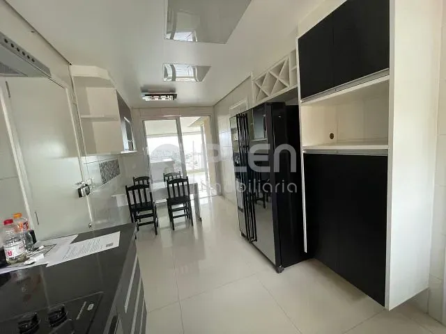 Apartamento 3 quartos e 5 banheiros, para alugar, no bairro Vila Gomes Cardim em São Paulo