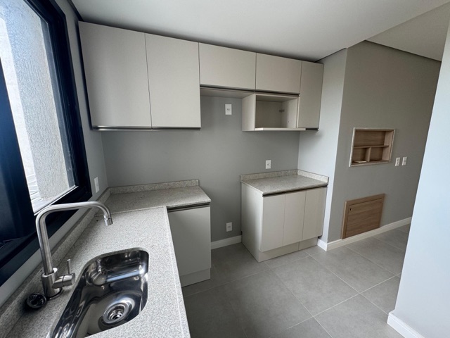 Apartamento 3 quartos e 2 banheiros, à venda, no bairro Parque Una em Pelotas