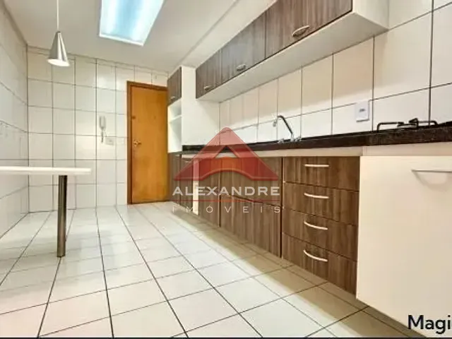 Apartamento com 127m² 4 quartos e 1 banheiro, à venda, no bairro Jardim Aquarius em São José dos Campos