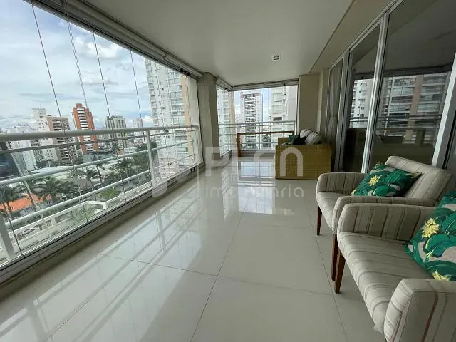 Apartamento 3 quartos e 5 banheiros, à venda, no bairro Vila Gomes Cardim em São Paulo
