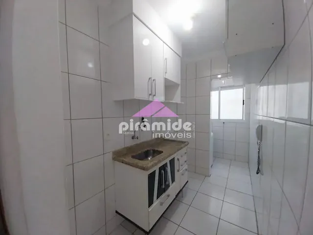 Apartamento com 10m² 2 quartos e 2 banheiros, para alugar, no bairro Vila Ema em São José Dos Campos