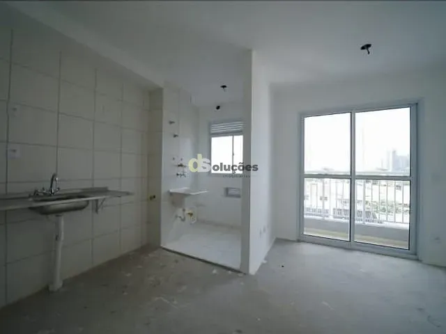 Apartamento 2 quartos e 1 banheiro, à venda, no bairro Barra Funda em São Paulo
