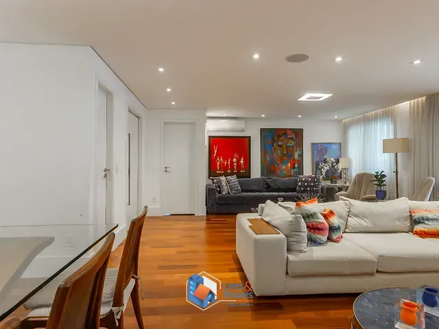 Apartamento com 202m² 3 quartos e 5 banheiros, à venda, no bairro Indianópolis em São Paulo