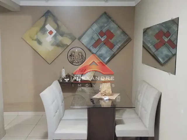 Apartamento com 47m² 2 quartos e 1 banheiro, à venda, no bairro Vila Tesouro em São José dos Campos