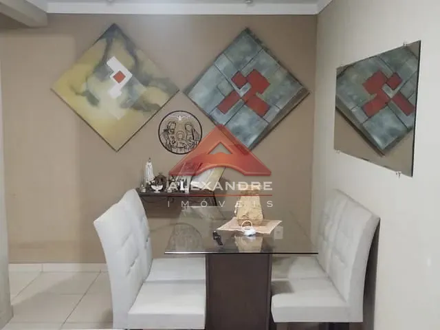 Apartamento com 47m² 2 quartos e 1 banheiro, à venda, no bairro Vila Tesouro em São José dos Campos