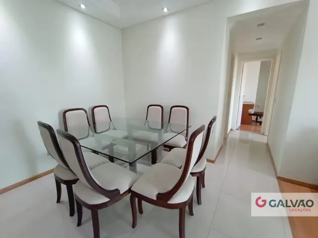 Apartamento 2 quartos e 1 banheiro, para alugar, no bairro Água Verde em Curitiba