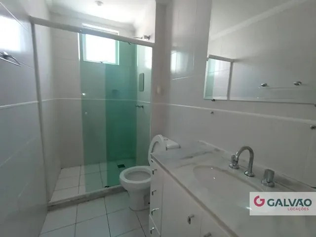 Apartamento 2 quartos e 1 banheiro, para alugar, no bairro Água Verde em Curitiba
