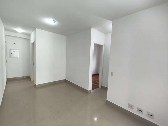 Apartamento com 57m² 2 quartos e 1 banheiro, para alugar, no bairro Barra Funda em São Paulo