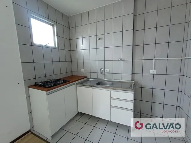 Apartamento 1 quarto e 1 banheiro, para alugar, no bairro Alto da Glória em Curitiba