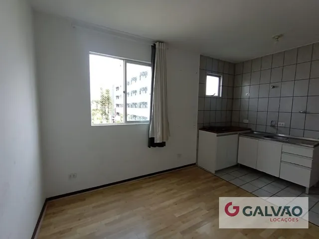 Apartamento 1 quarto e 1 banheiro, para alugar, no bairro Alto da Glória em Curitiba