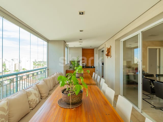 Apartamento com 239m² 4 quartos e 6 banheiros, à venda, no bairro Brooklin Paulista em São Paulo