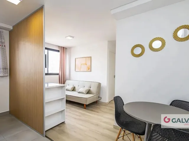 Apartamento 1 quarto e 1 banheiro, para alugar, no bairro Centro em Curitiba