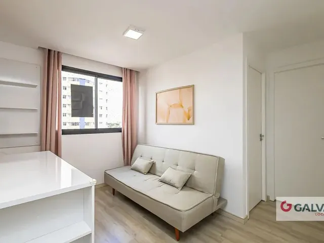 Apartamento 1 quarto e 1 banheiro, para alugar, no bairro Centro em Curitiba