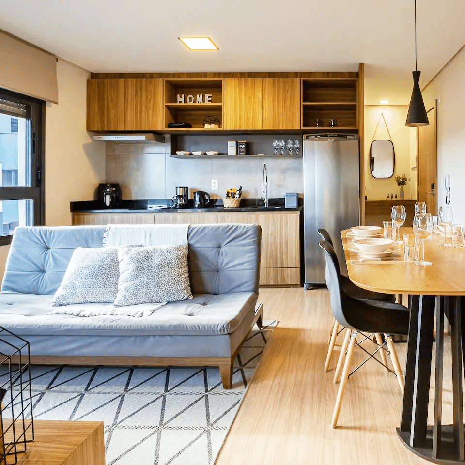 Apartamento mobiliado à venda no Flow Live, Parque Una: 35 m², 1 quarto, móveis planejados e ótima iluminação natural.