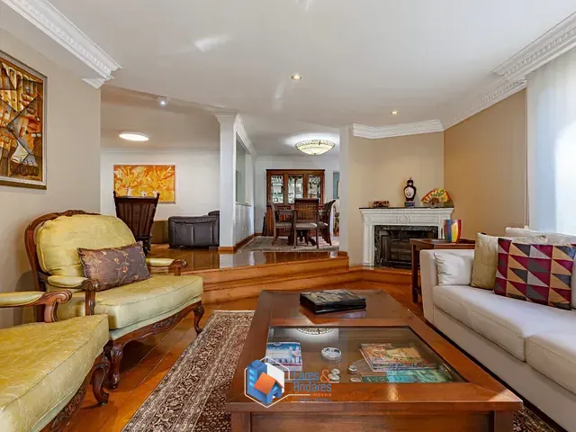 Apartamento com 231m² 4 quartos e 5 banheiros, à venda, no bairro Real Parque em São Paulo