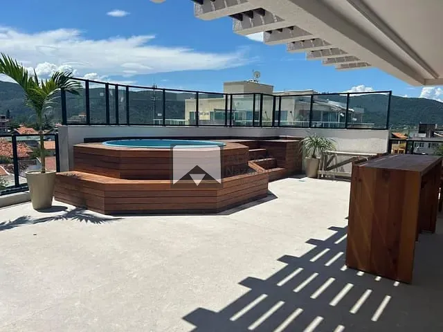Apartamento com 90m² 2 quartos e 2 banheiros, à venda, no bairro Piratininga em Niterói