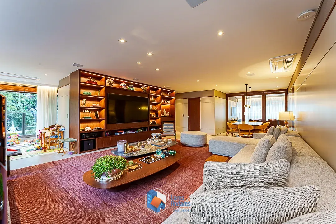Apartamento, 4 quartos, 232 m² - Foto 1