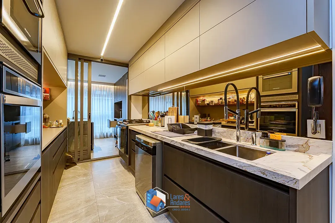 Apartamento, 4 quartos, 232 m² - Foto 31