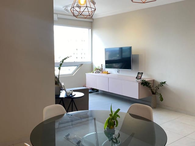 Foto do Apartamento - Apartamento à venda, Centro, Londrina, PR - Edifício Maison de Toulon - 3 Quartos sendo 1 suíte - Despensa - 1 Vaga de Garagem - Armários - Sol da Manhã | Guepardo Imob