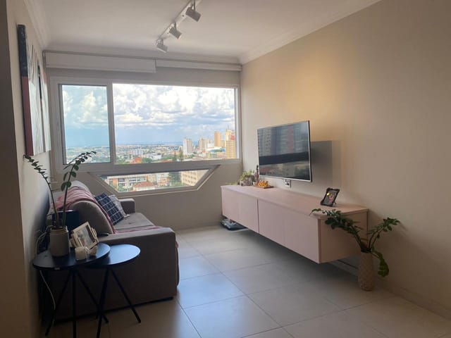 Foto do Apartamento - Apartamento à venda, Centro, Londrina, PR - Edifício Maison de Toulon - 3 Quartos sendo 1 suíte - Despensa - 1 Vaga de Garagem - Armários - Sol da Manhã | Guepardo Imob