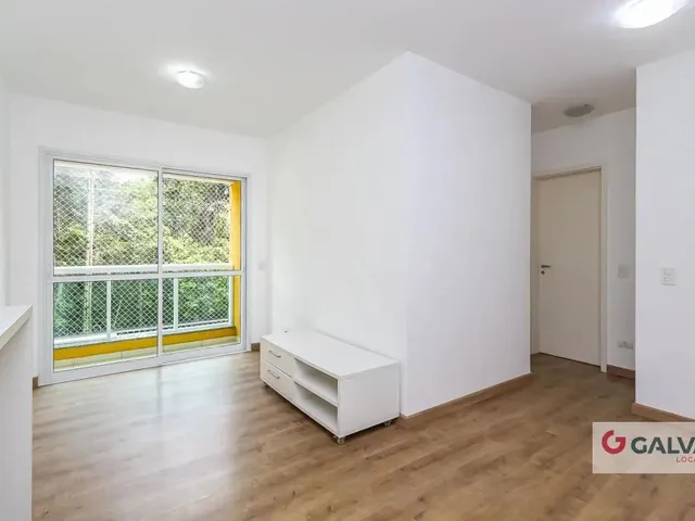 Apartamento 2 quartos e 1 banheiro, para alugar, no bairro Bacacheri em Curitiba
