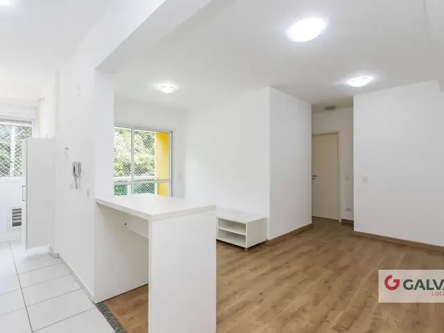 Apartamento 2 quartos e 1 banheiro, para alugar, no bairro Bacacheri em Curitiba