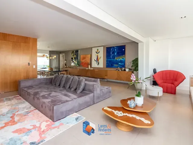 Apartamento com 253m² 4 quartos e 5 banheiros, à venda, no bairro Pinheiros em São Paulo
