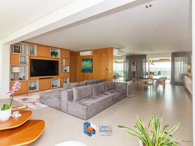Apartamento com 253m² 4 quartos e 5 banheiros, à venda, no bairro Pinheiros em São Paulo