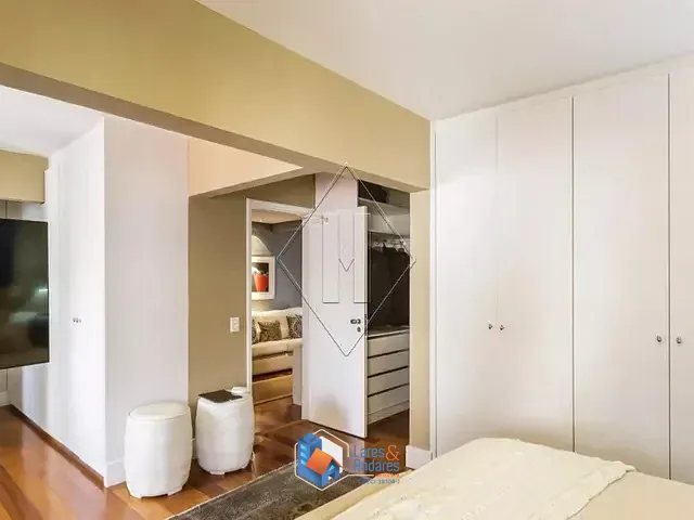 Apartamento com 190m² 4 quartos e 3 banheiros, à venda, no bairro Itaim Bibi em São Paulo